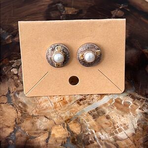 Silver and gold antique hammered look pearl earrings